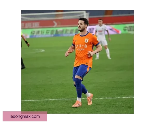 中超英博客场2-1逆转泰山 马莱莱双响瓦科建功助队连胜